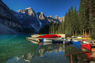 Canoes on Lake Moraine (edwademd)  [flickr.com]  CC BY 
License Information available under 'Proof of Image Sources'