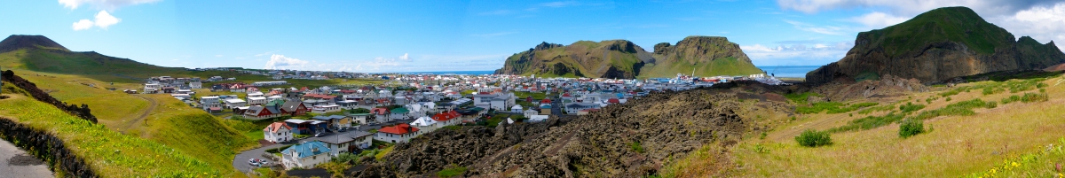 Heimaey Panorama (Thomas Quine)  [flickr.com]  CC BY-SA 
License Information available under 'Proof of Image Sources'